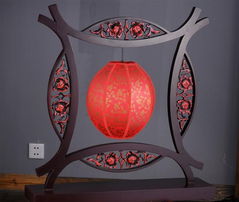 現(xiàn)代經(jīng)典辦公臺燈 T4搖臂臺燈價格、廠家、圖片與裝飾應(yīng)用全解析